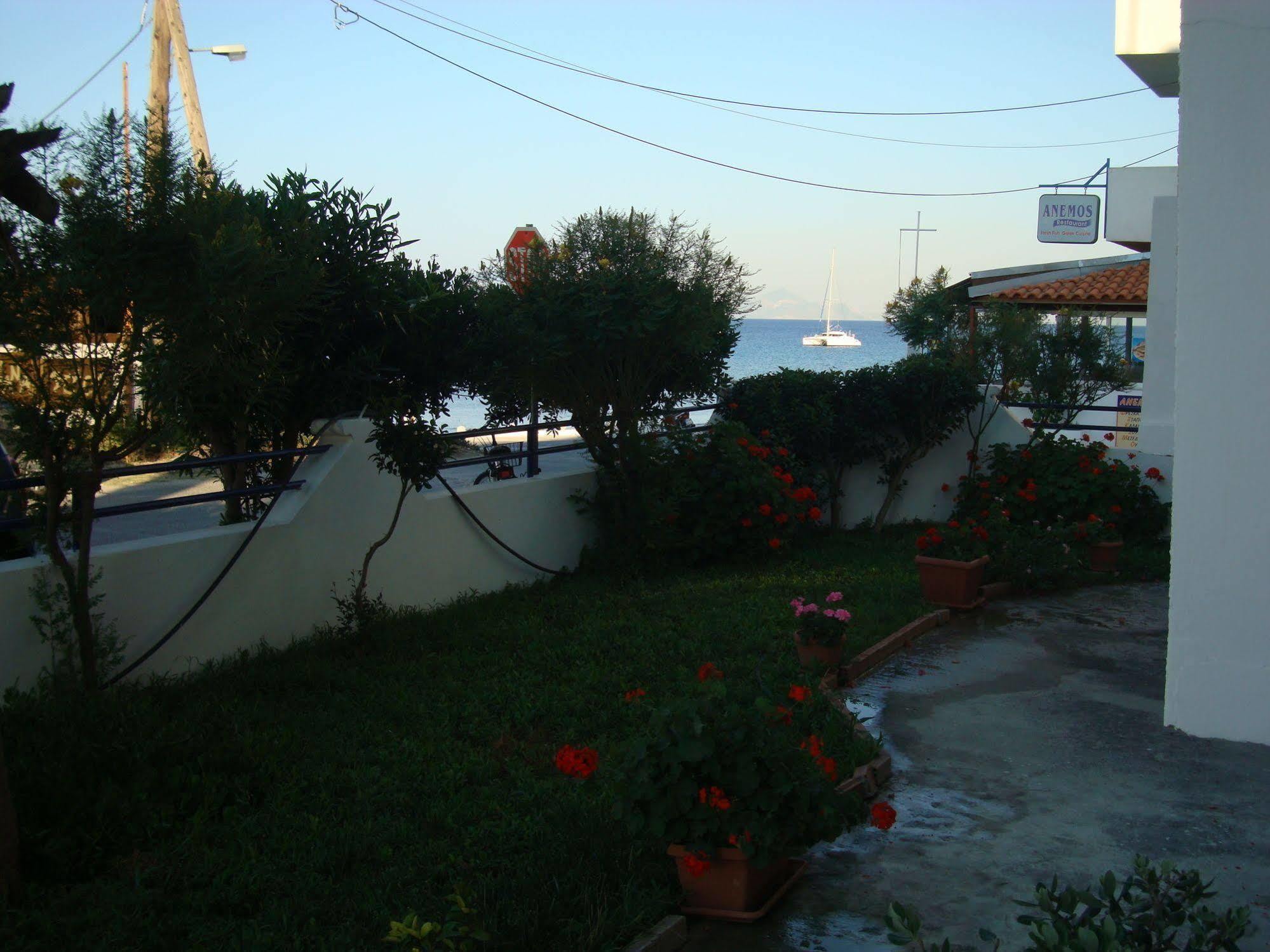 Philippos Studios & Apartments Kardamena  Exterior photo